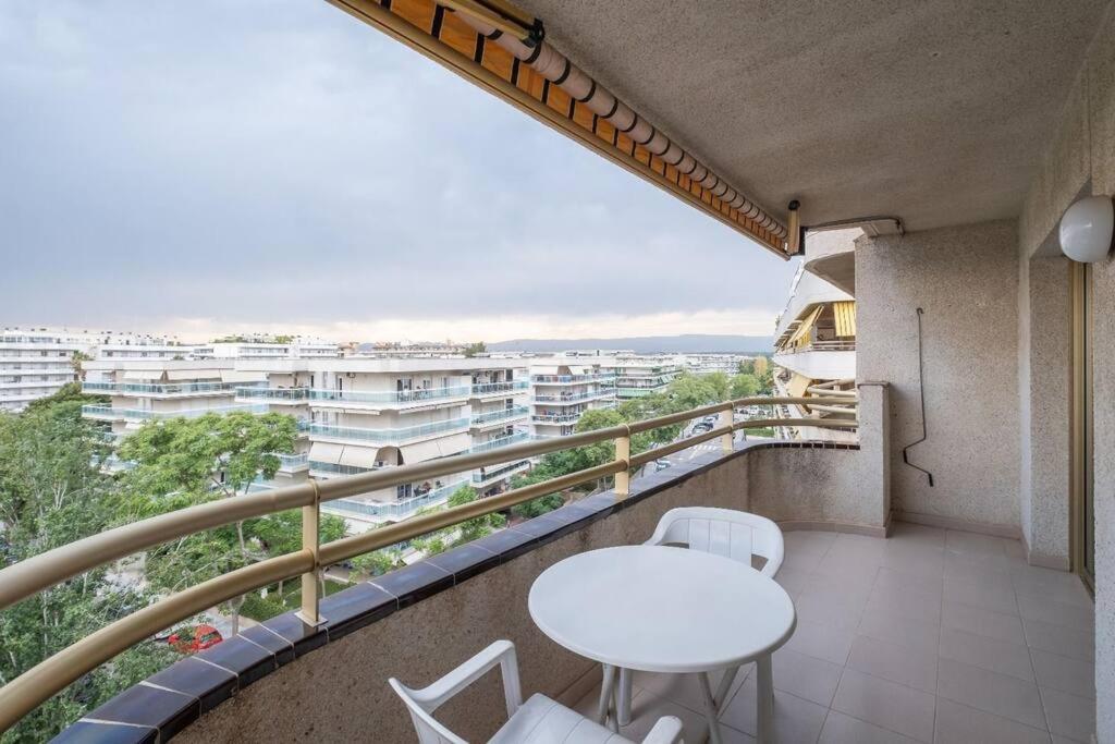 Apartamento En Salou Con 3 Piscinas Junto A Port Aventura Екстериор снимка